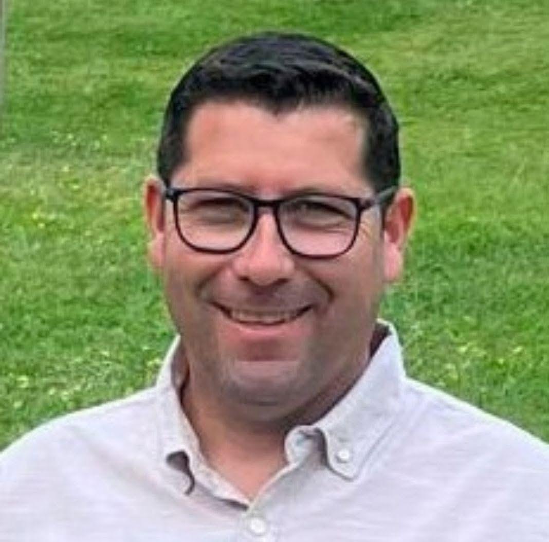 Adriano Ferreira